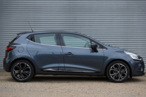 2017 Renault Clio 0.9 Dynamique S Nav Tce 90 in Grey — image 3