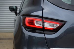 2017 Renault Clio 0.9 Dynamique S Nav Tce 90 in Grey — image 6
