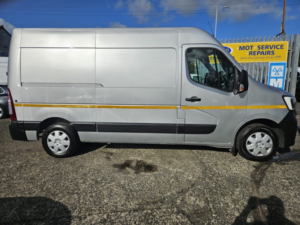 2023 Renault Master 2.3 Dci 33 Business+ in Grey — image 4