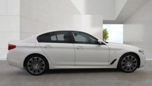 2020 BMW 5 Series 2.0 520d Mht M Sport Saloon 4dr Diesel Hybrid Auto Xdrive Euro 6 (s/s) (190 Ps) in White — image 5