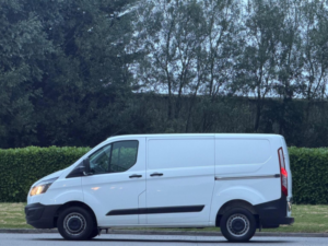 2013 Ford Transit Custom 2.2 Tdci 270 L1 H1 5dr in White — image 4