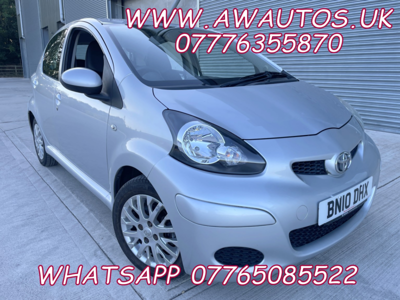2010 Toyota Aygo 1.0 Vvt-I Platinum in Silver — image 1
