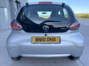 2010 Toyota Aygo 1.0 Vvt-I Platinum in Silver — image 4