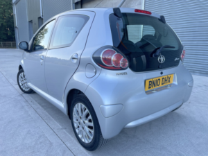 2010 Toyota Aygo 1.0 Vvt-I Platinum in Silver — image 5