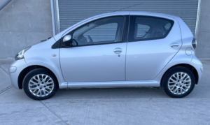 2010 Toyota Aygo 1.0 Vvt-I Platinum in Silver — image 6
