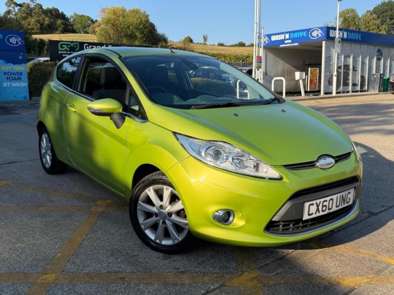 2010 Ford Fiesta 1.25 Zetec 3dr in Green — image 1
