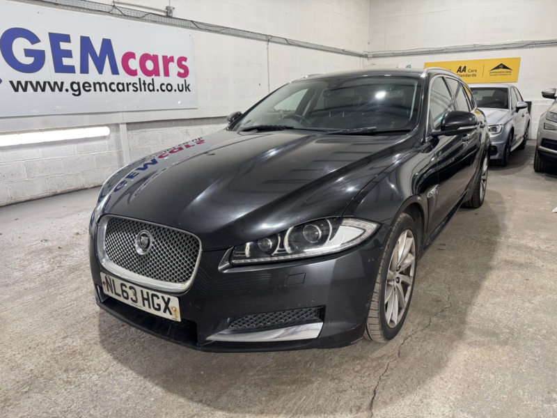 2013 Jaguar Xf 2.2 D Premium Luxury in Grey — image 1