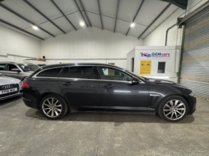 2013 Jaguar Xf 2.2 D Premium Luxury in Grey — image 6