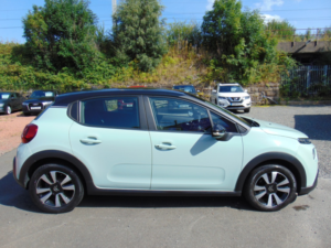2018 Citroen C3 1.2 Puretech Feel * Mot June 2027 * Only 50754 Miles * 7 Service Stamps * Finance Available * Free 6 in Green — image 2
