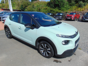 2018 Citroen C3 1.2 Puretech Feel * Mot June 2027 * Only 50754 Miles * 7 Service Stamps * Finance Available * Free 6 in Green — image 3