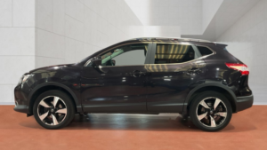 2017 Nissan Qashqai 1.5 Dci N-Connecta in Black — image 6