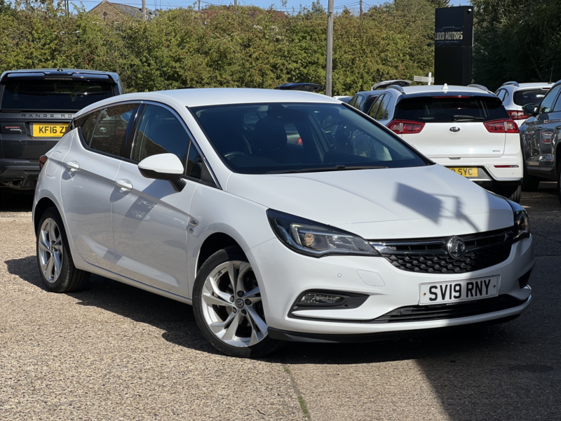 2019 Vauxhall Astra 1.0 I Turbo Ecotec Sri in White — image 1