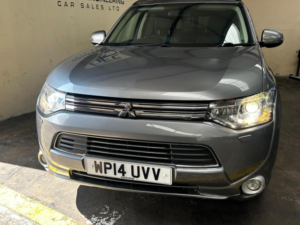 2014 Mitsubishi Outlander 2.0h 12kwh Gx4h CVT 4WD Euro 5 (s/s) 5dr in Grey — image 5