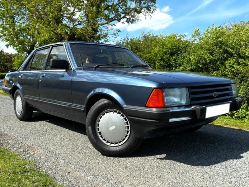 1986 Ford Granada 2.3 Gl Automatic in Blue — image 1