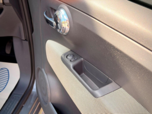 2010 Fiat 500 1.2 Lounge Dualogic Euro 4 3dr in Grey — image 6