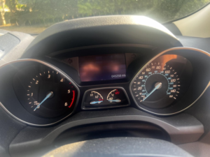2015 Ford Kuga 2.0 Tdci Zetec in Silver — image 5