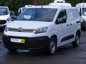 2022 Citroen Berlingo 1.5 Bluehdi 1000 Enterprise Edition M With 3 Seats in White — image 4