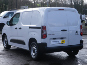 2022 Citroen Berlingo 1.5 Bluehdi 1000 Enterprise Edition M With 3 Seats in White — image 5