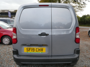 2019 Citroen Berlingo 1.6 Bluehdi 1000 Worker M Panel Van 5dr Diesel Manual Swb Euro 6 (75 Ps) in Grey — image 4