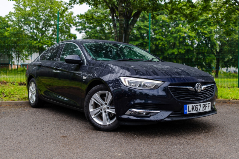 2017 Vauxhall Insignia 1.5 I Turbo Sri Nav in Blue — image 1