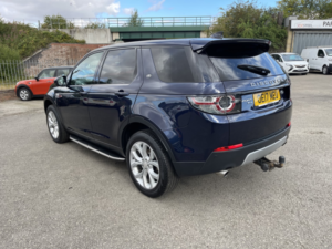 2017 Land Rover Discovery Sport 2.0 Td4 Hse in Blue — image 3