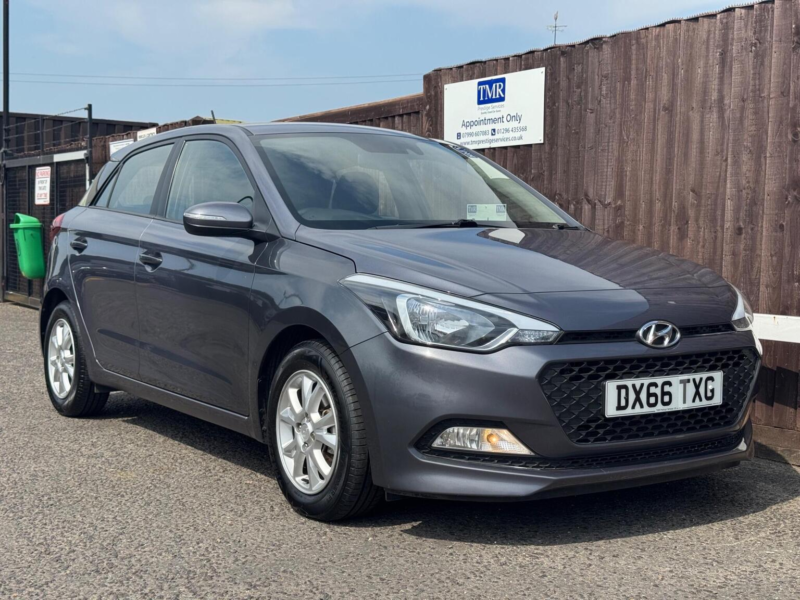 2016 Hyundai I20 1.2 Se Euro 6 5dr in Grey — image 1