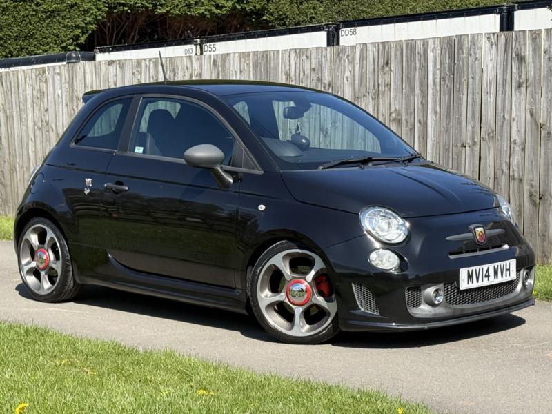 2014 Abarth 595 1.4 Abarth S1 1.4 Tjet 160bhp 595 Competizione in Black — image 1