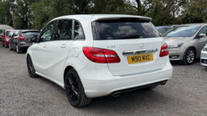 2014 Mercedes-Benz B Class 1.5 B180 Cdi Sport Euro 5 (s/s) 5dr in White — image 4