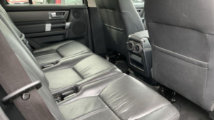2016 Land Rover Discovery 4 3.0 Sd V6 Se Auto 4WD 5dr in Grey — image 3