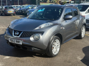 2012 Nissan Juke 1.6 Tekna Euro 5 (s/s) 5dr in Grey — image 4