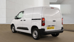 2023 Vauxhall Combo 1.5 Turbo D 2300 Prime Panel Van 5dr Diesel Manual L1 H1 Euro 6 (s/s) (100 Ps) in White — image 3