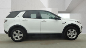 2018 Land Rover Discovery Sport 2.0 Ed4 Hse Euro 6 (s/s) 5dr (5 Seat) in White — image 5