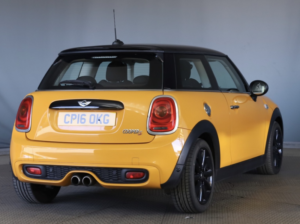 2016 MINI Hatch 2.0 Cooper S 3-Door Hatch in Orange — image 4