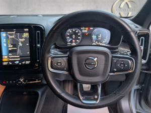 2022 Volvo Xc40 1.5h T5 Recharge 10.7kwh Ultimate Dark Auto Euro 6 (s/s) 5dr in Grey — image 2