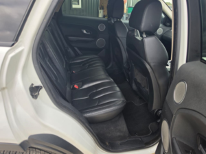 2014 Land Rover Range Rover Evoque 2.2 Sd4 Pure SUV 5dr Diesel Auto 4WD Euro 5 (s/s) (190 Ps) in White — image 2