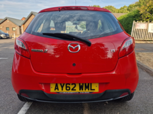 2012 Mazda Mazda2 1.3 Ts in Red — image 6