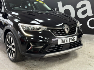 2021 Renault Arkana 1.3 Tce Mhev Iconic Edc 2WD Euro 6 (s/s) 5dr in Black — image 6