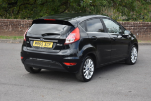 2015 Ford Fiesta 1.0 T Ecoboost Titanium X in Black — image 4