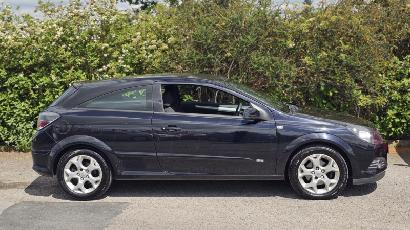 2006 Vauxhall Astra 1.6 I 16v Sxi in Black — image 1