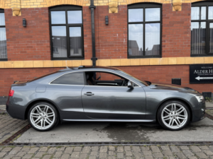 2015 Audi A5 2.0 Tfsi S Line in Grey — image 2