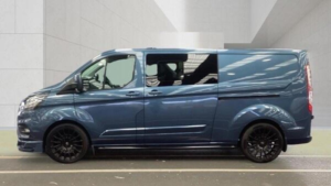 2020 Ford Transit Custom 2.0 320 Ecoblue Limited Crew Van Auto L2 H1 Euro 6 (s/s) 5dr in Blue — image 3