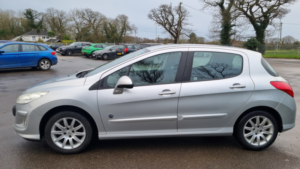 2011 Peugeot 308 1.6 Vti Envy in Silver — image 3