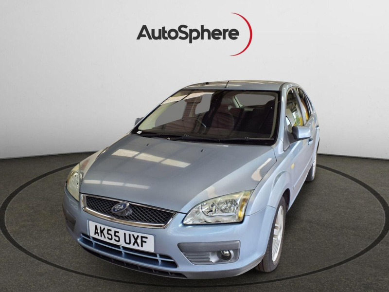 2005 Ford Focus 1.6 Ghia 5dr in Blue — image 1