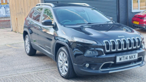 2014 Jeep Cherokee 2.0 Crd Limited Auto 4WD Euro 5 (s/s) 5dr in Black — image 4