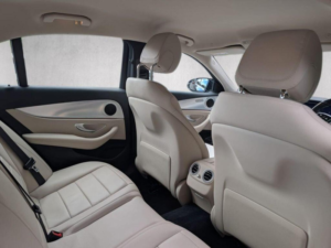 2019 Mercedes-Benz E Class 2.0 E220d Se G-Tronic+ Euro 6 (s/s) 4dr in Blue — image 4