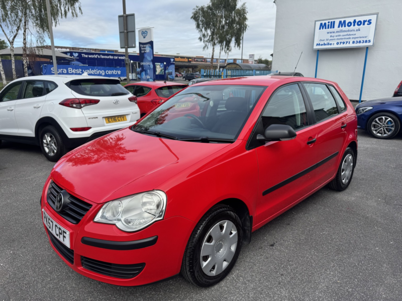 2007 Volkswagen Polo 1.2 E in Red — image 1