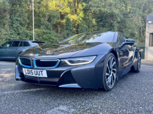 2015 BMW I8 1.5 I8 Coupe in Multicolour — image 4