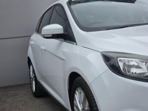 2014 Ford Focus 1.0t Ecoboost Zetec Euro 5 (s/s) 5dr in White — image 2