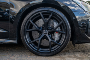 2022 Audi Rs3 2.5 Tfsi Carbon Black Sportback 5dr Petrol S Tronic Quattro Euro 6 (s/s) (400 Ps) in Black — image 3