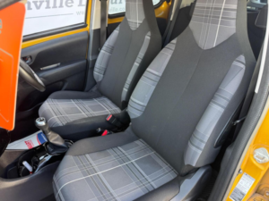 2017 Peugeot 108 1.2 Puretech Allure Euro 6 5dr in Yellow — image 4